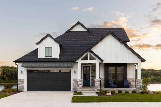 Best Tile Roofing Installation  in Girard, OH